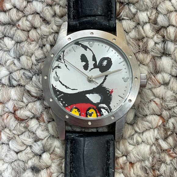 Men's Disneyland Mickey Mouse Watch Limited Edition Leather Black 1.25" - Picture 2 of 5